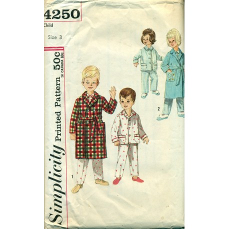 Vtg Childrens Pajamas & Robe Sewing Pattern - Simplicity No 4250