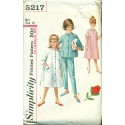 Vtg Childrens Pajamas Nightgown & Robe Sewing Pattern - Simplicity No 5217
